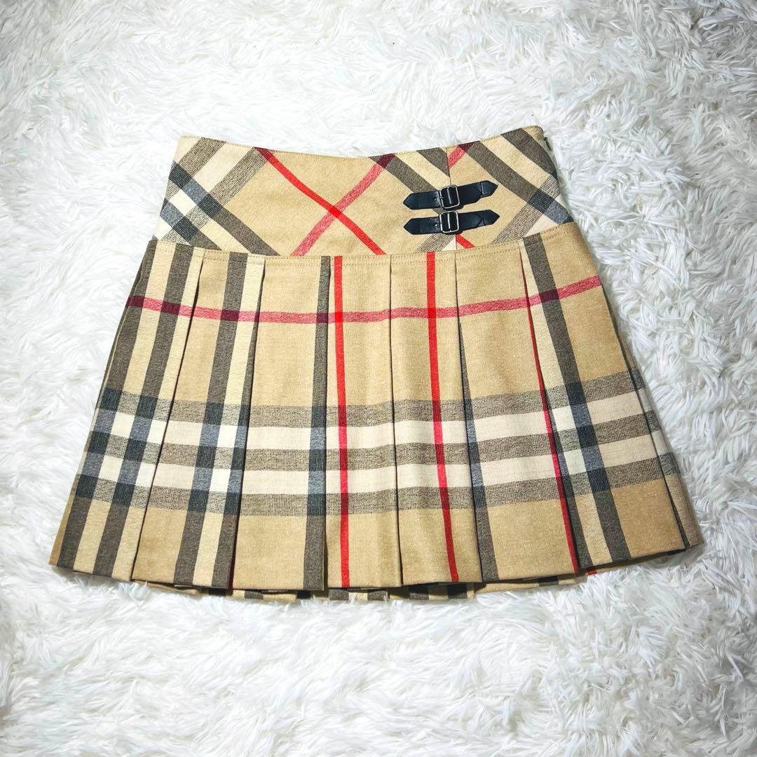 極美品✨ バーバリー スカート レザー 未使用近い ベージュ 140 150