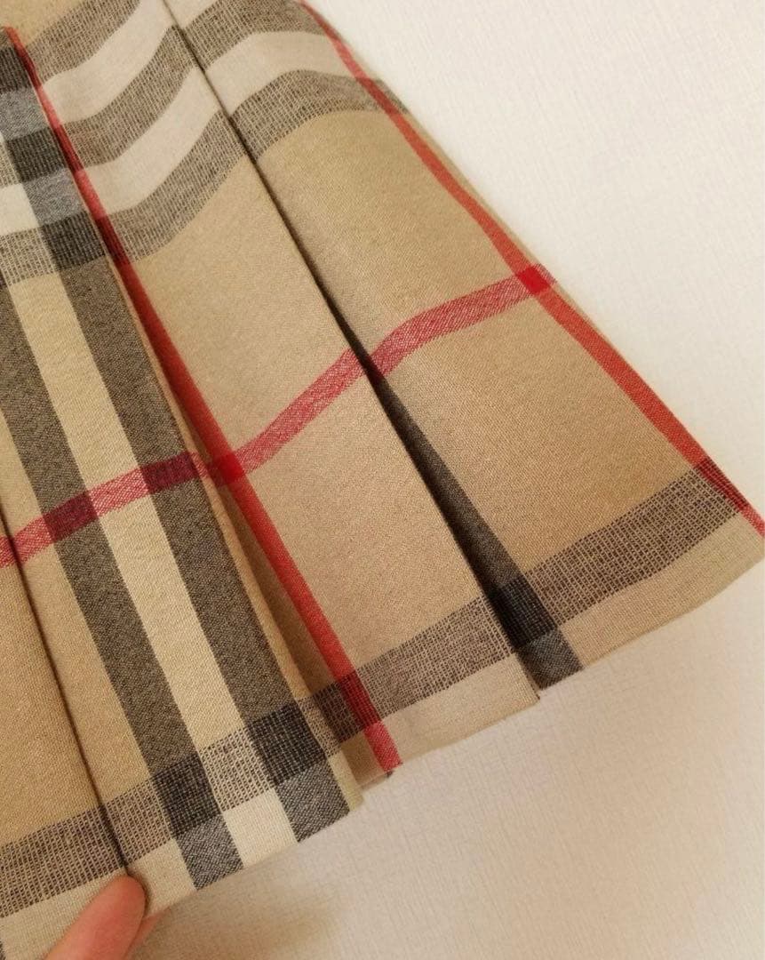 極美品✨ バーバリー スカート レザー 未使用近い ベージュ 140 150