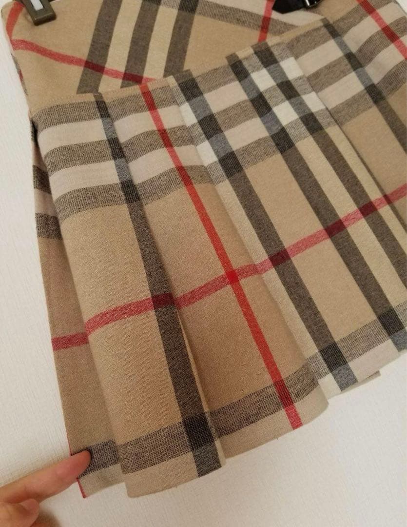 極美品✨ バーバリー スカート レザー 未使用近い ベージュ 140 150