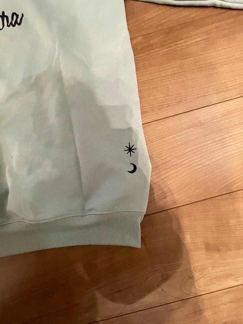 ルースイソンブラ LUZ e SOMBRA フード付きパーカー　 M