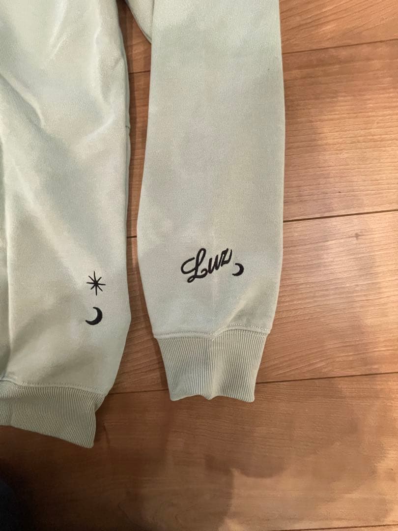 ルースイソンブラ LUZ e SOMBRA フード付きパーカー　 M