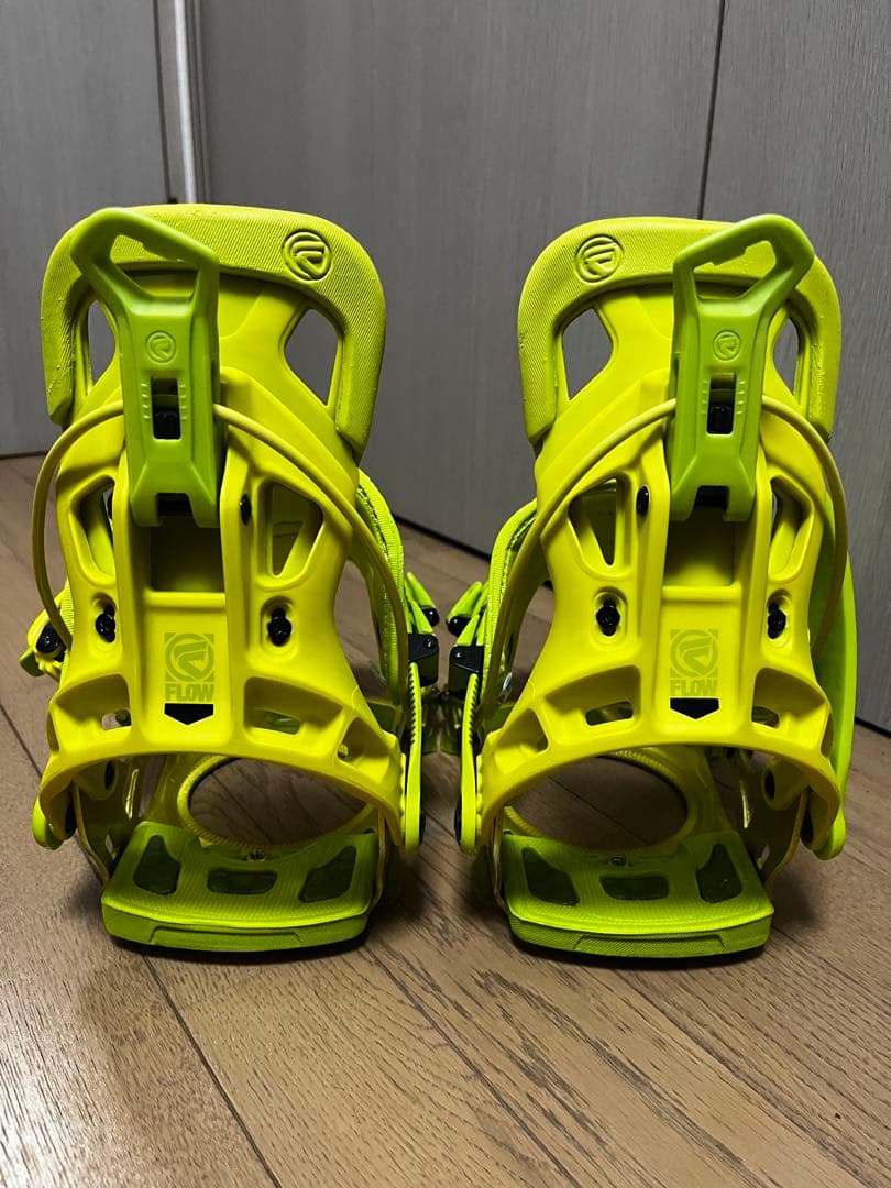 Flow NX2 スノーボードビンディング L イエロー