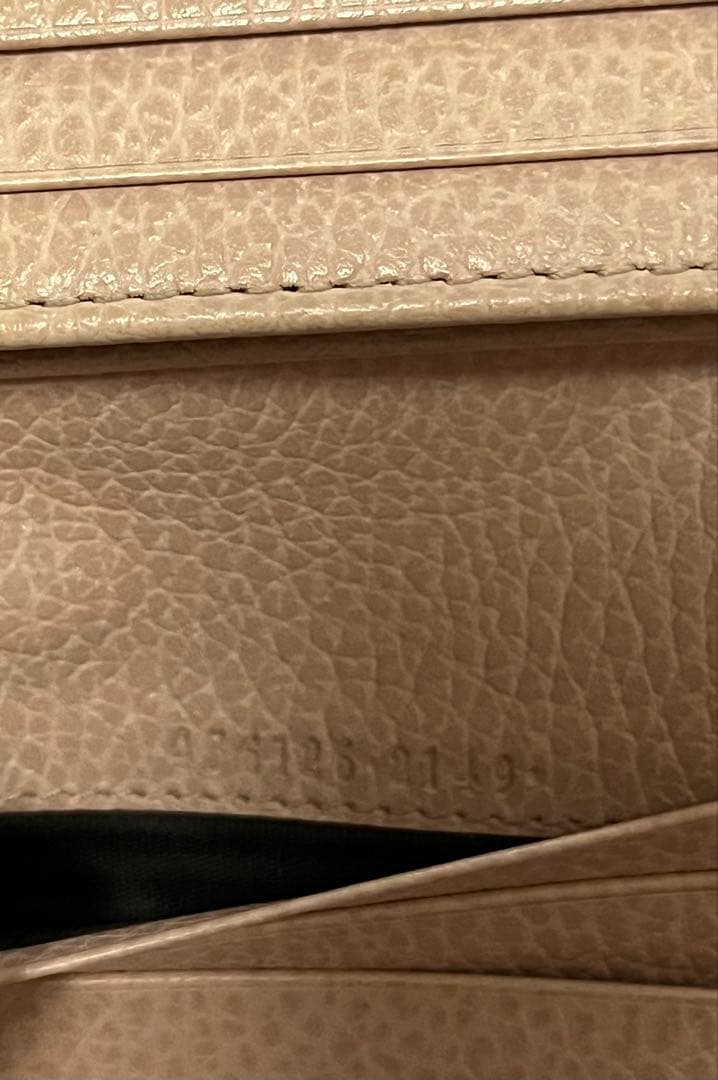 GUCCI グッチ ダブルG マーモント 二つ折り財布 ピンク