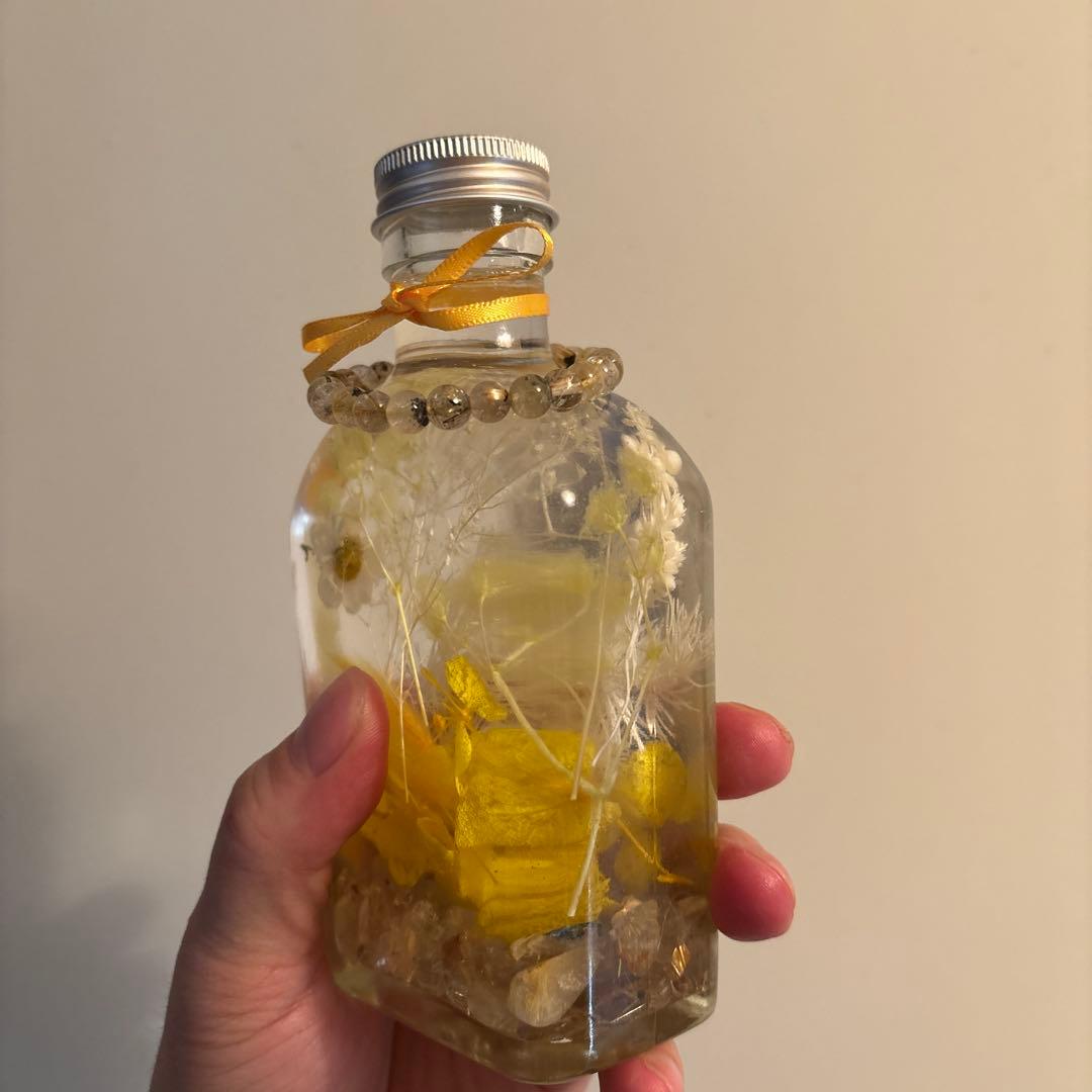 ルチルが外にも中にも！ゴールデンルチルパワーハーバリウム！