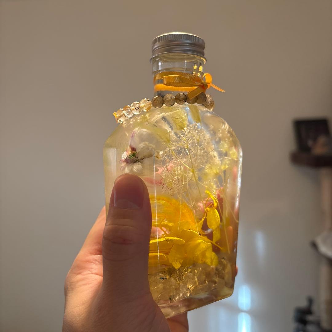 ルチルが外にも中にも！ゴールデンルチルパワーハーバリウム！