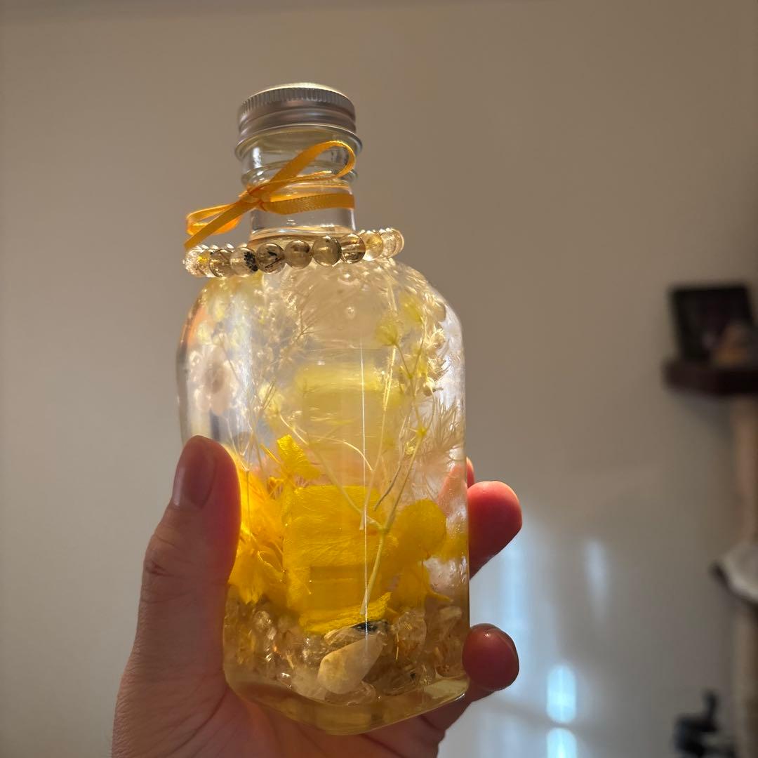 ルチルが外にも中にも！ゴールデンルチルパワーハーバリウム！