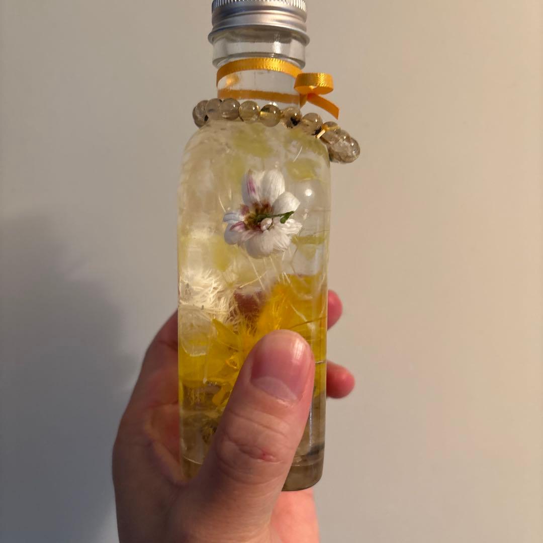 ルチルが外にも中にも！ゴールデンルチルパワーハーバリウム！