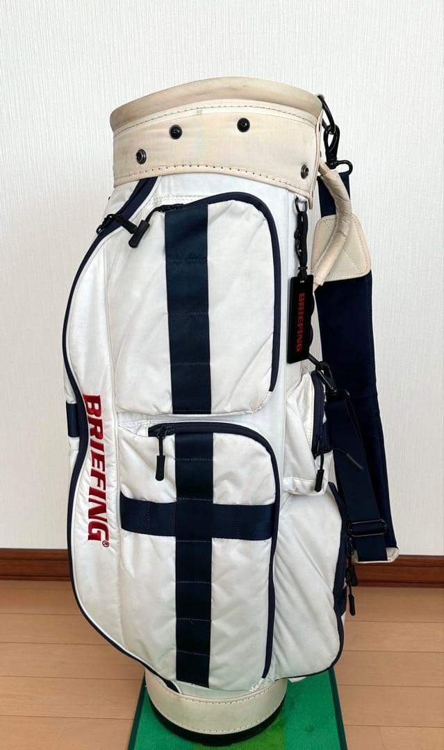 【六本木店オープン記念色】ブリーフィング キャディバッグ