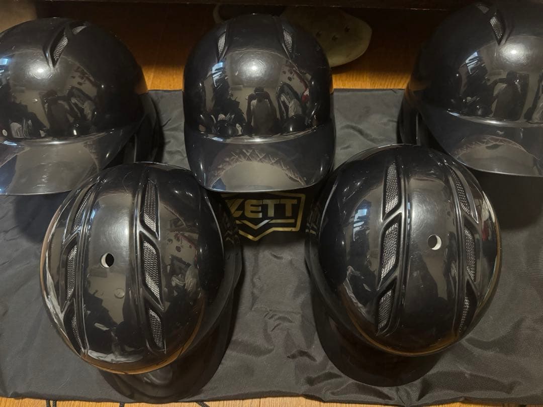 軟式用　ヘルメット　両耳　黒