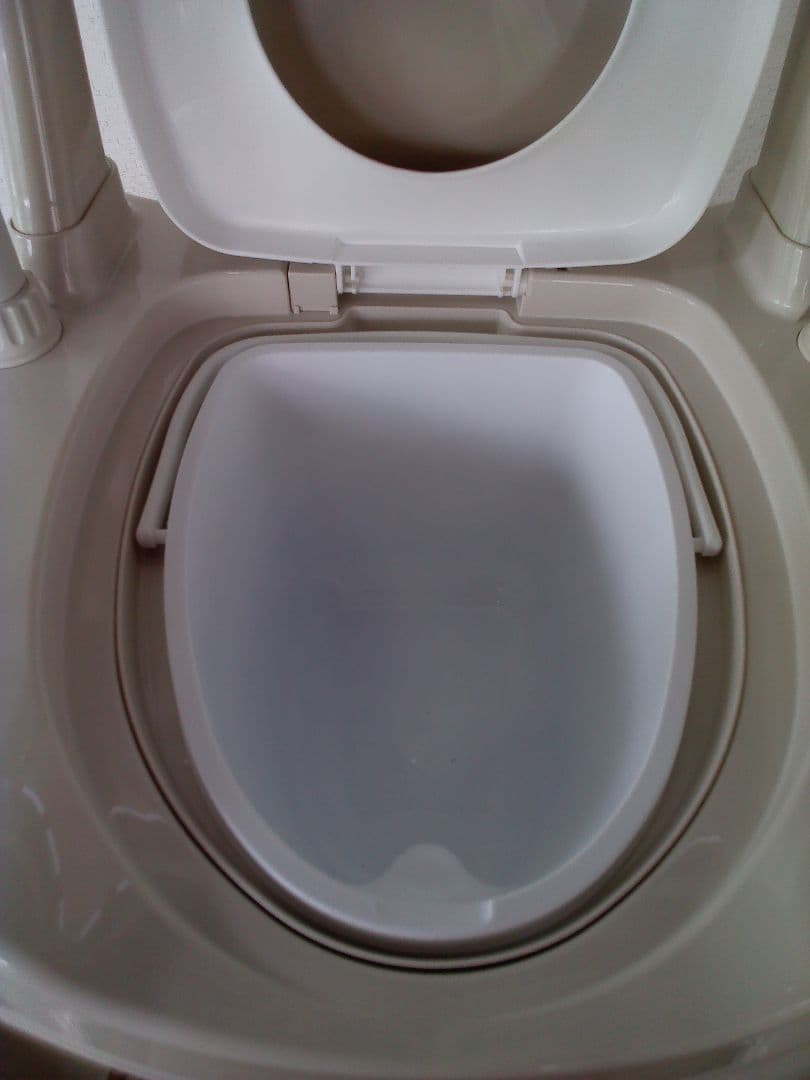 パナソニック　ポータブルトイレ　VALSPTSPBE　介護商品　高齢者　福祉