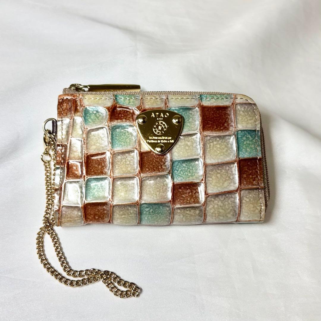 【極美品】　アタオ　キーケース　ベル　アドリアエメラルド　ミニ財布　人気