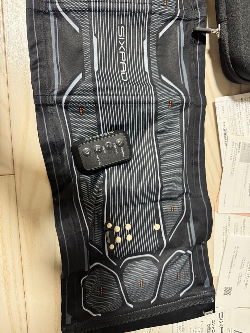 SIXPAD EMS腹筋ベルト フリーサイズ ブラック