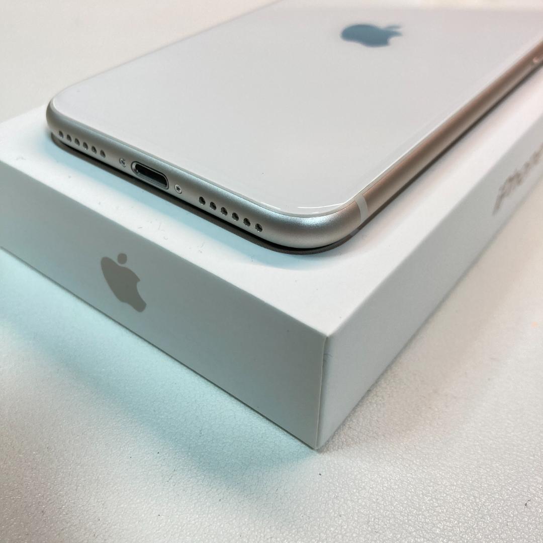 iPhoneSE3 128gb【極美品☆新品バッテリー】