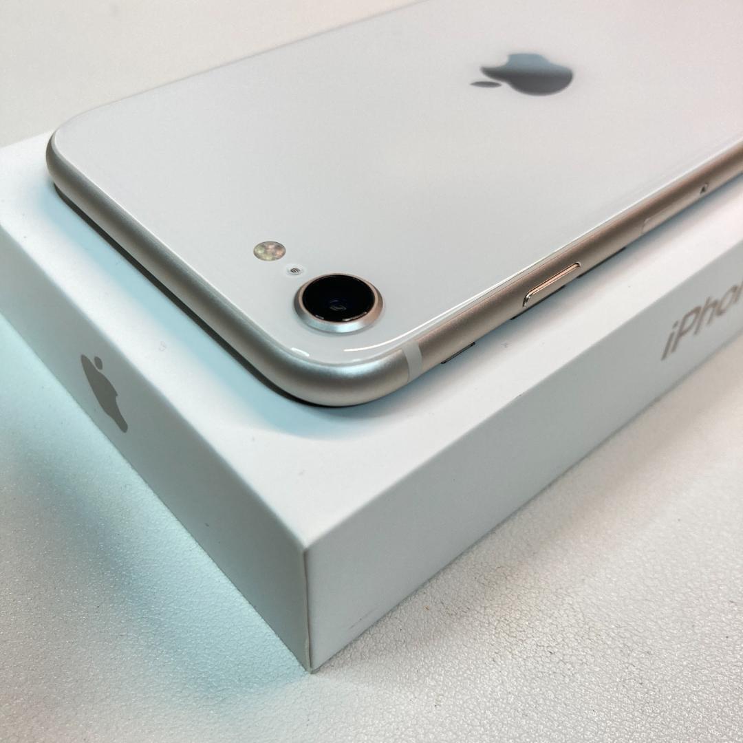 iPhoneSE3 128gb【極美品☆新品バッテリー】