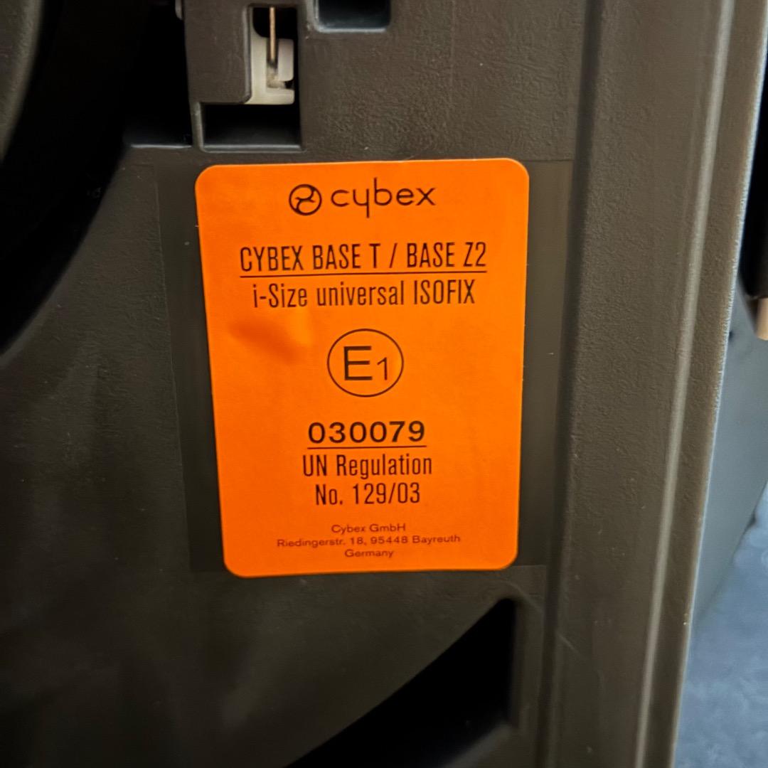【美品】cybex クラウドT i-Size チャイルドシート ベースT ベビー