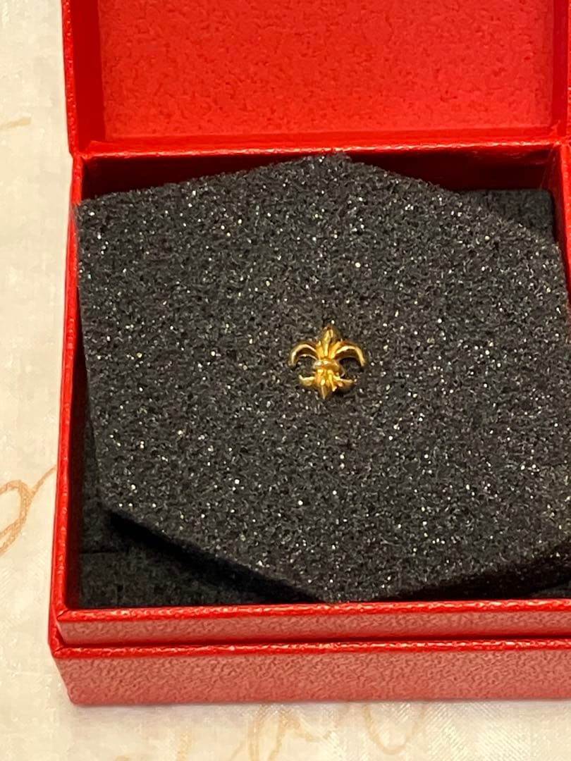 純金 ピアス メンズ 片耳 24金 ユリの紋章 スタッドピアス ポスト 18金