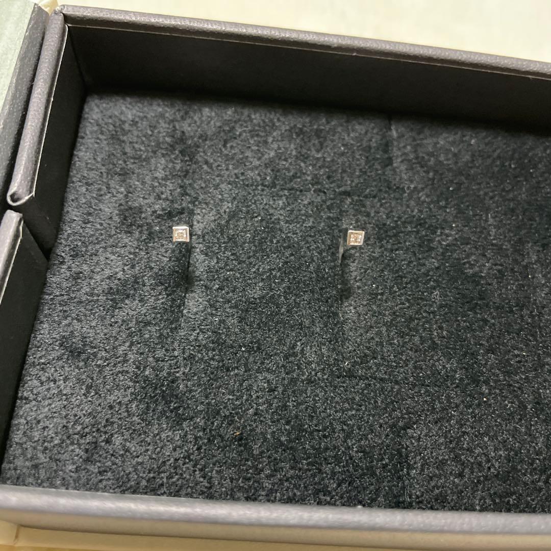 ヒロタカ　アロースクゥエアピアス