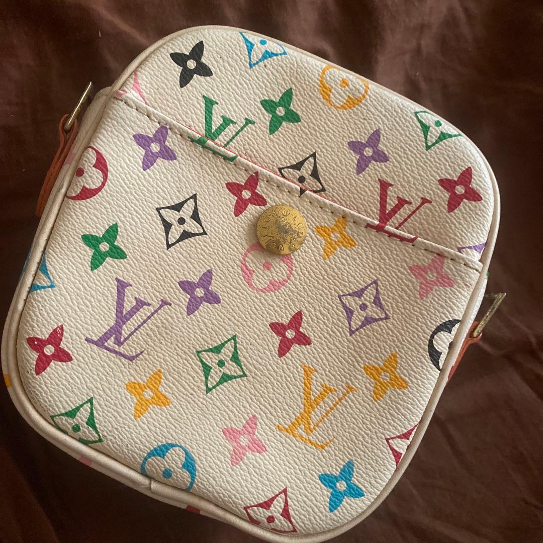 ヴィトンポーチ　バッグ