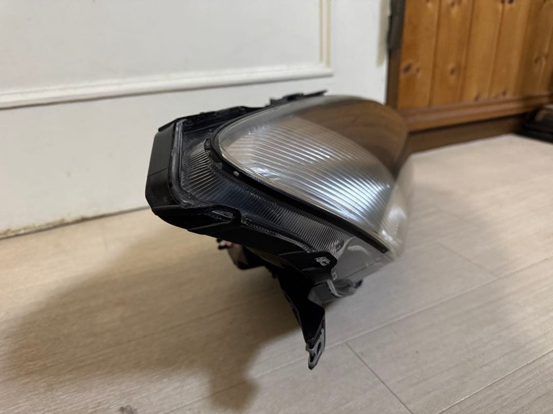 YBS2000 (AP1) 前期　ヘッドライト