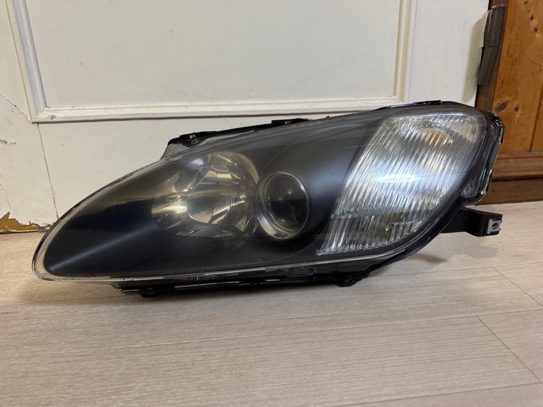 YBS2000 (AP1) 前期　ヘッドライト