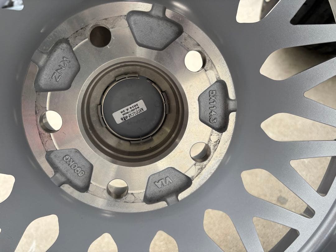 ④18インチ ホイールセット 215/45ZR18 1本