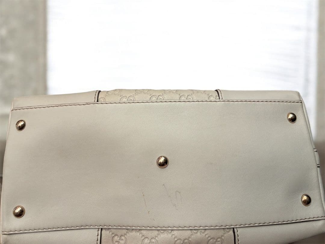 Gucci ベージュ ショルダーバッグ