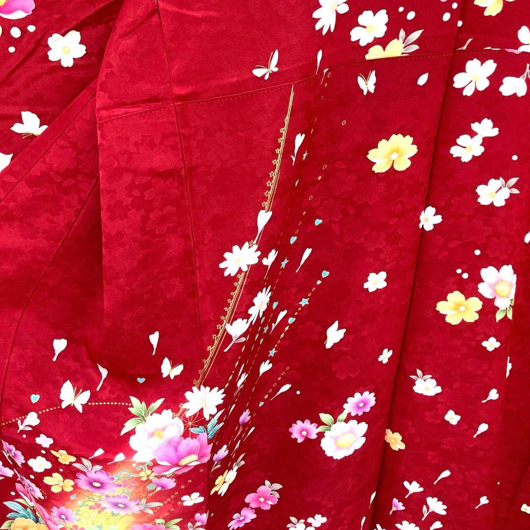 ☆中古品☆振袖　単品　正絹　赤系花・蝶模様Ｂ級品ヤケ有り振袖