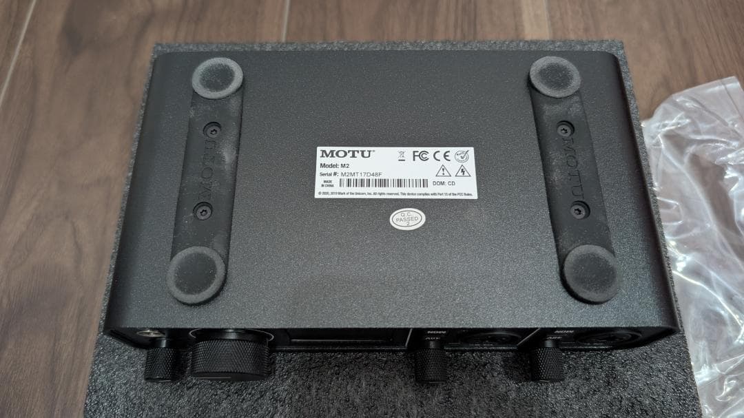 MOTU M2 2イン/2アウト USBオーディオインターフェイス