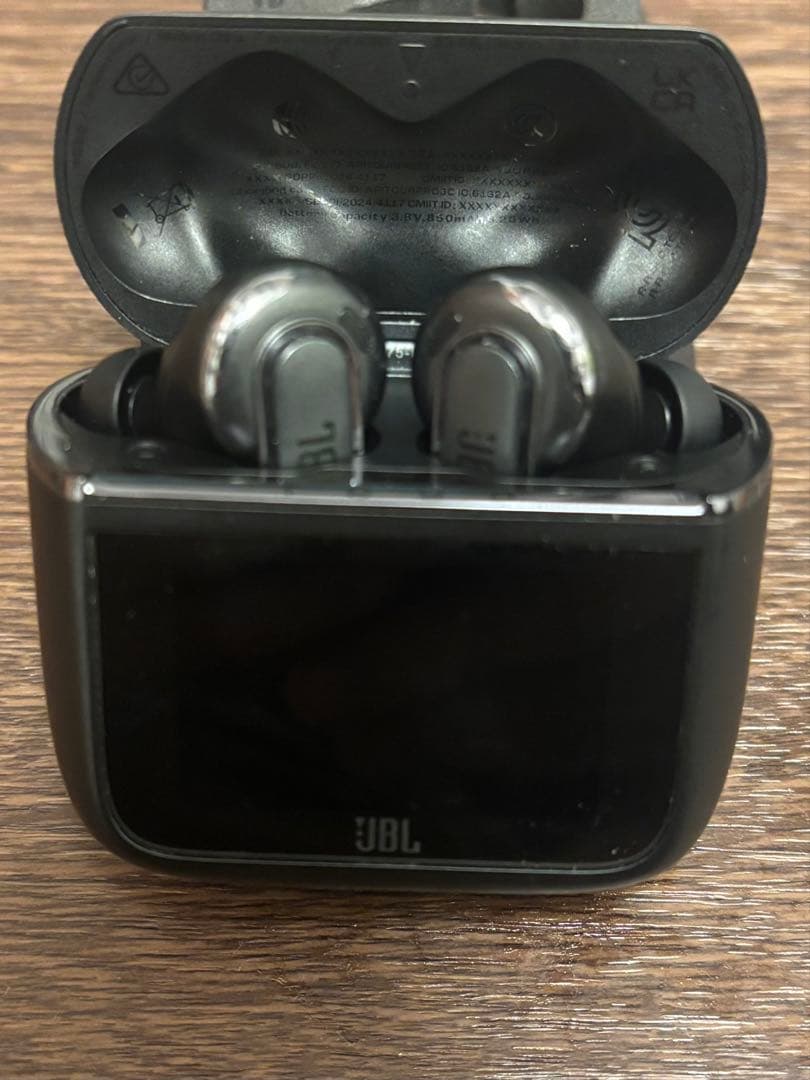 よ*ん様 JBL TOUR PRO 3 ブラック ワイヤレスイヤホン