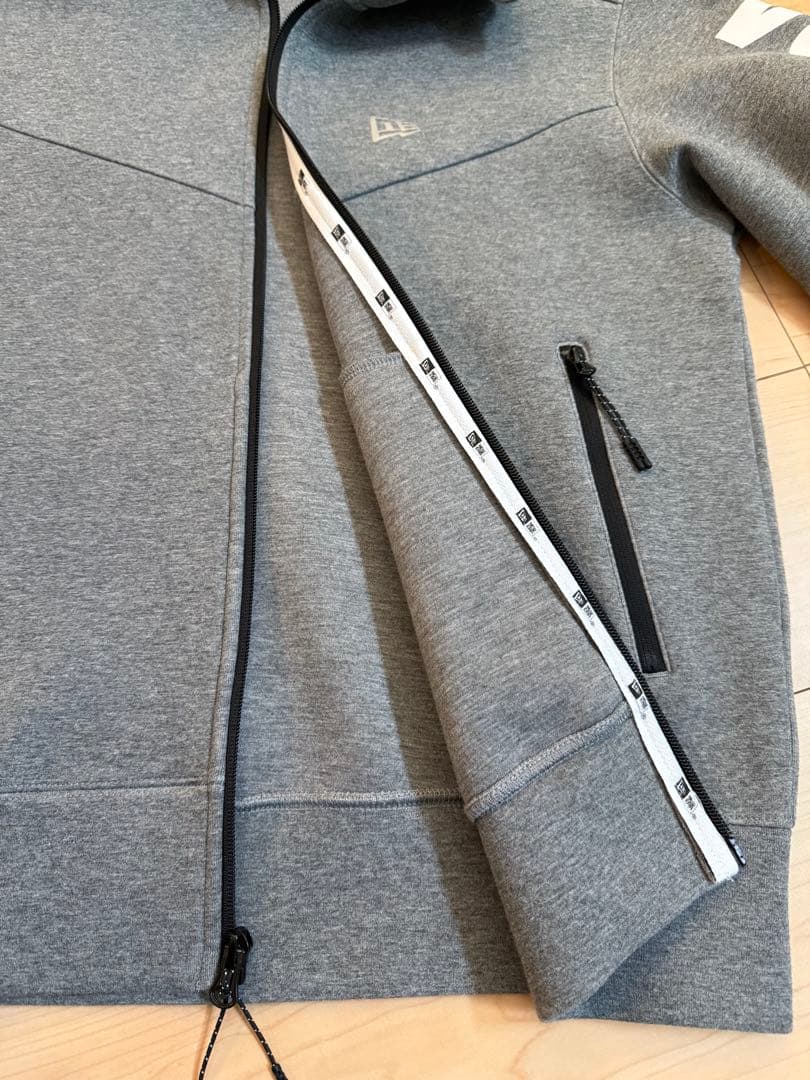 NEW ERAダンボールニット素材　グレー ジャージ上下セット フード付き