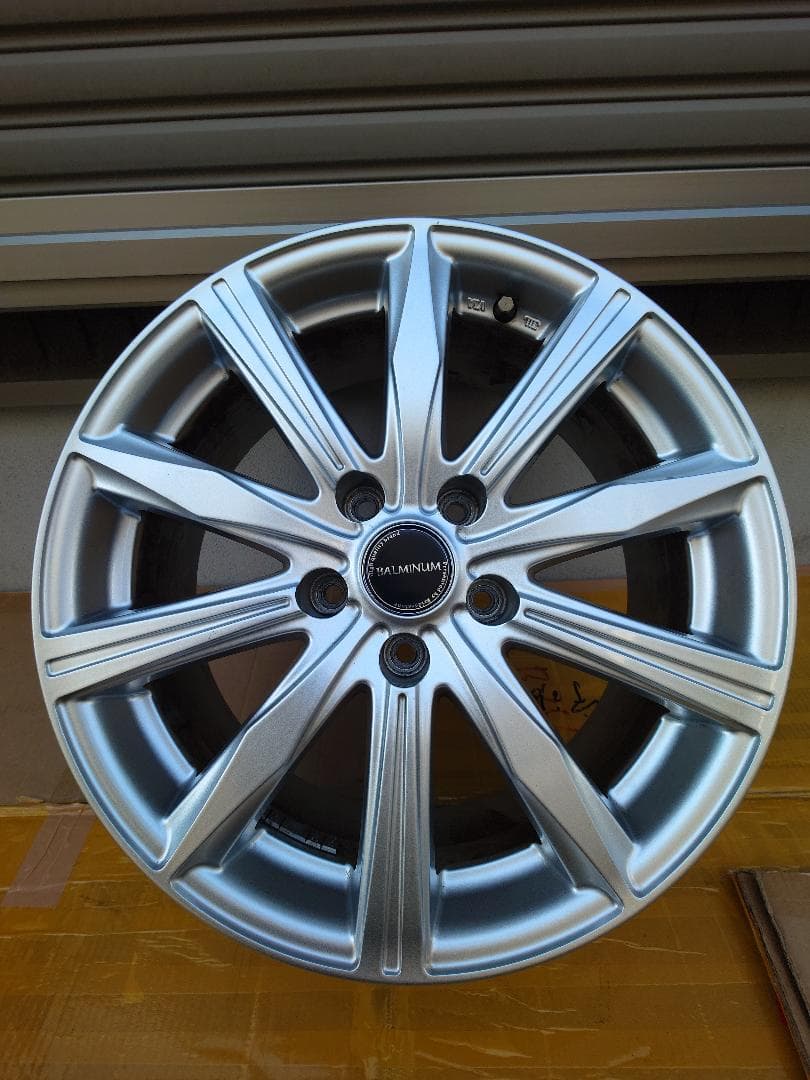 アルファードRAV4ハリアー等のスタッドレス用に!BS製アルミ 17×7J 4本