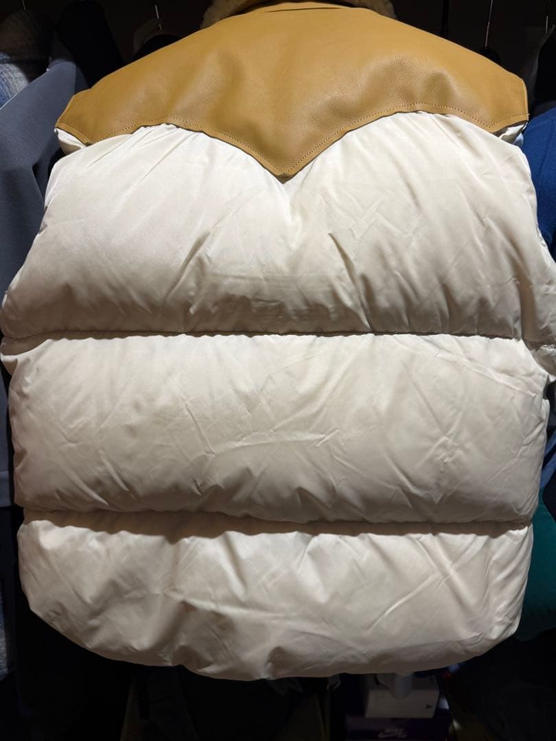 試着のみ　ロッキーマウンテンフェザーベッド ダウンベスト サイズ46