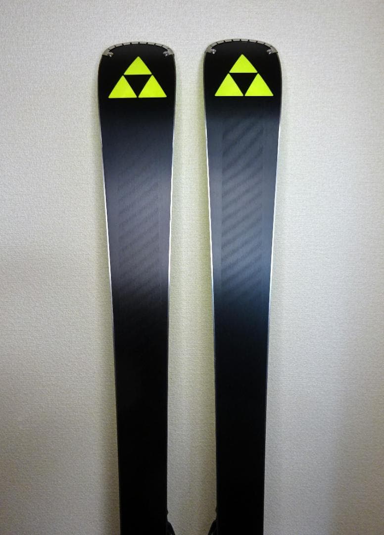 最新'26　FISCHER ノイズ RC4 NOIZE ST YELLOW