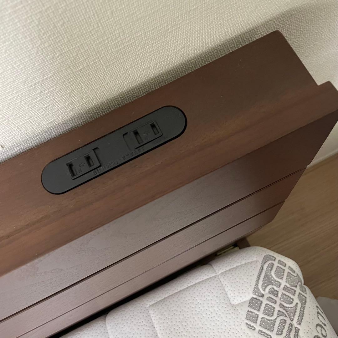 ニトリ　ベッドフレーム　アスカ　ミドルブラウン