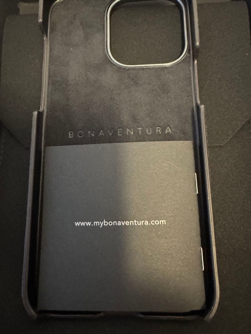 ボナベンチュラ　iPhone15ProMax ケース