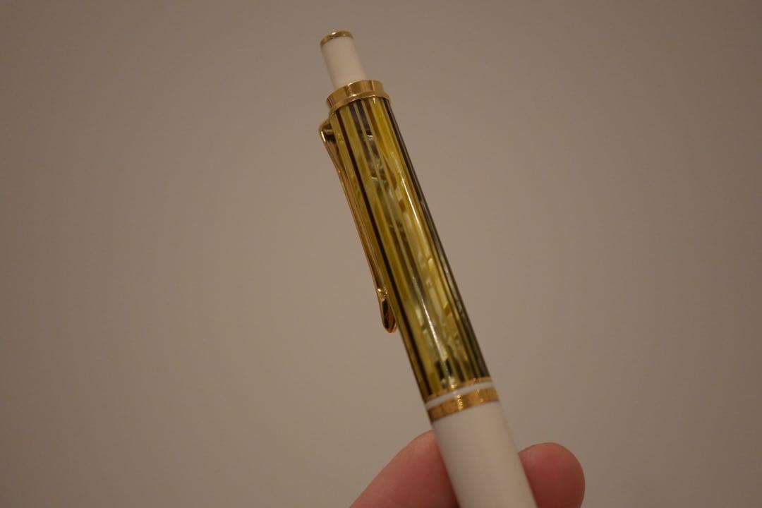 ペリカン スーベレーン ボールペン ホワイトトートイス 油性ボールペン