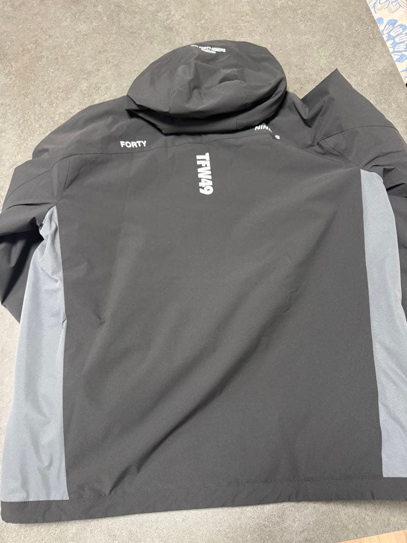 TFW49 フード付きジャケット 黒