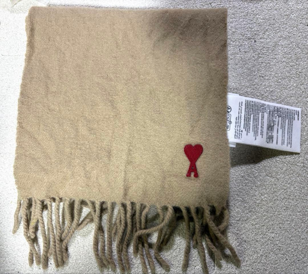 AMI PARISアミパリス　マフラー　ハートロゴ　ウール　羊毛　人気