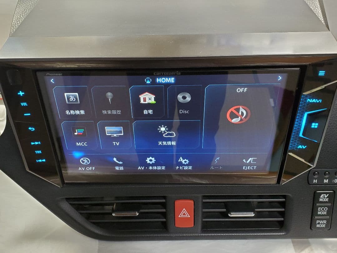 ヴォクシー専用AVIC-CE900VO 10V型 一体型メモリーナビ ジャンク