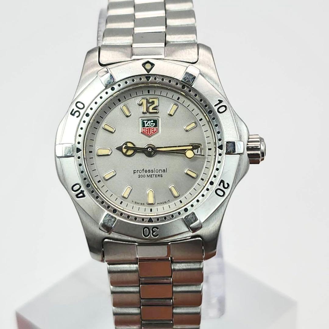 美品✨　タグホイヤー　時計　グレー文字盤　プロフェッショナル　シルバー　クォーツ