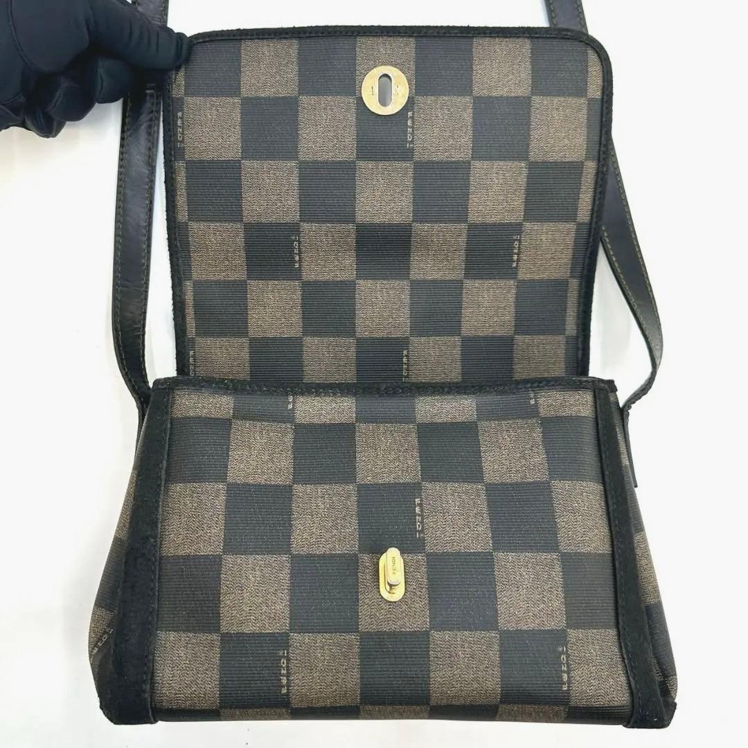 FENDI フェンディ ペカン ゴールド金具 ターンロック ショルダーバッグ