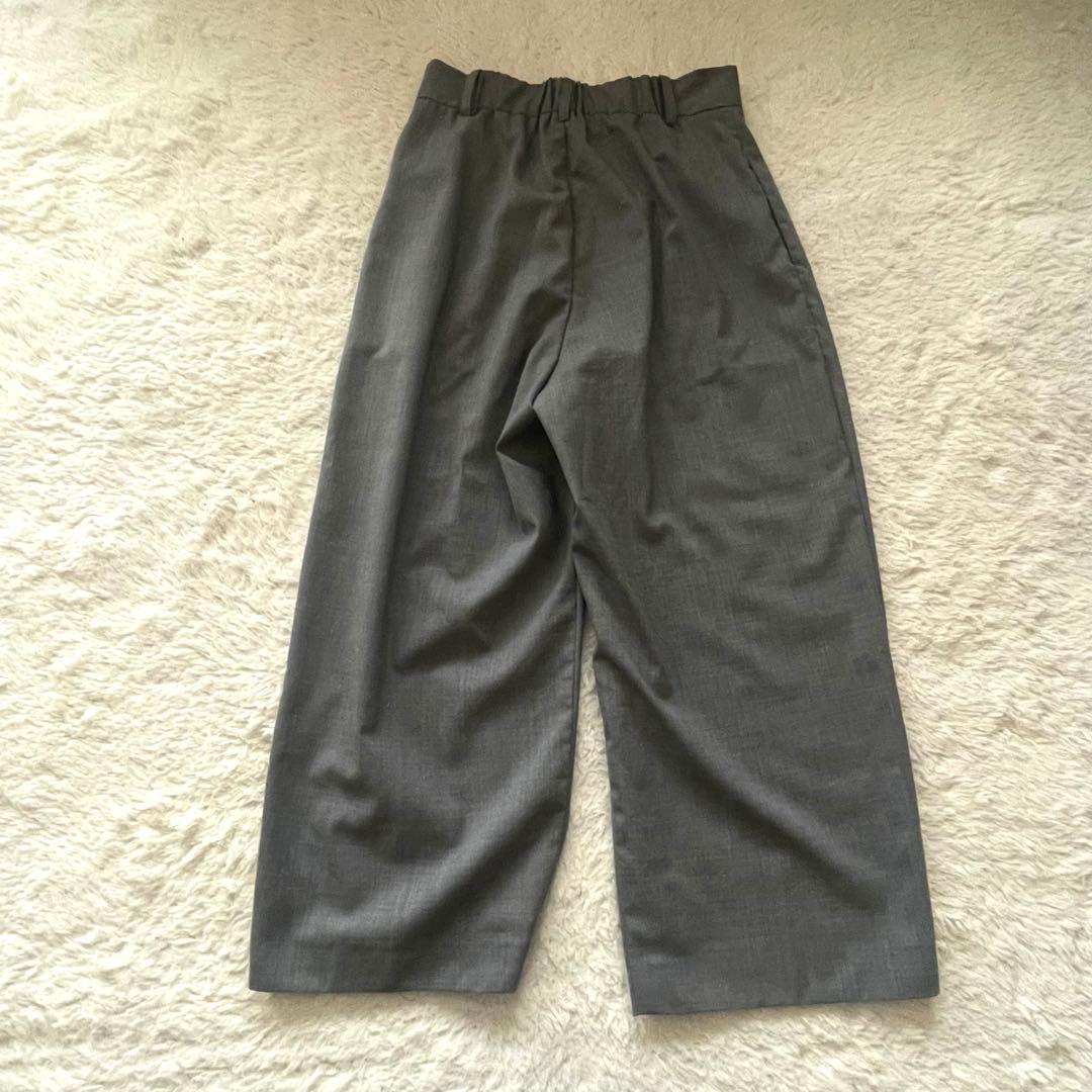 JULYNINE　グレイスグレイ　タックパンツ　グレー　日本製　Ｍ