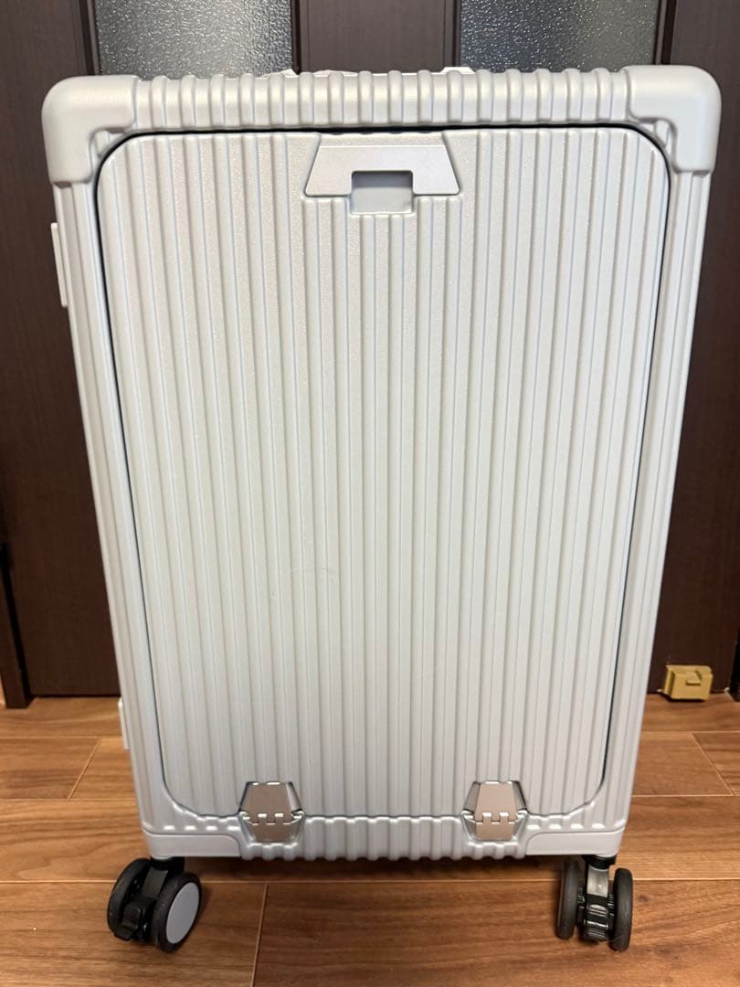 魔法小屋　多機能スーツケース　キャリーケース　Sサイズ　シルバー