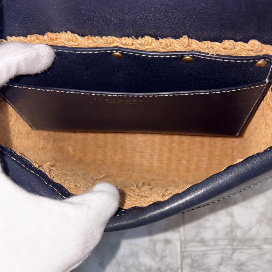 TORY BURCH　ストローショルダーバッグ　カゴバック　かご素材　タッセル