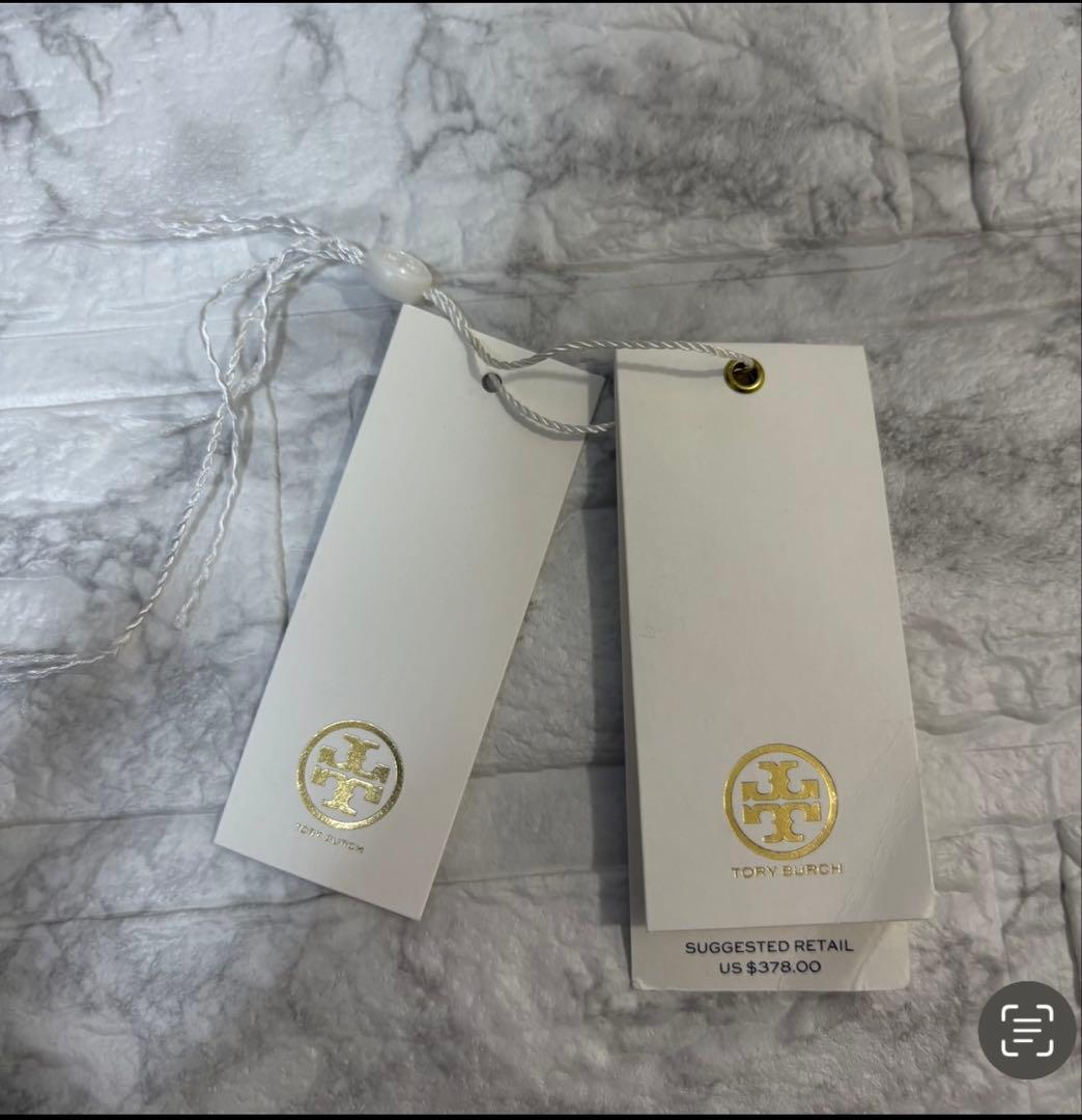 TORY BURCH　ストローショルダーバッグ　カゴバック　かご素材　タッセル