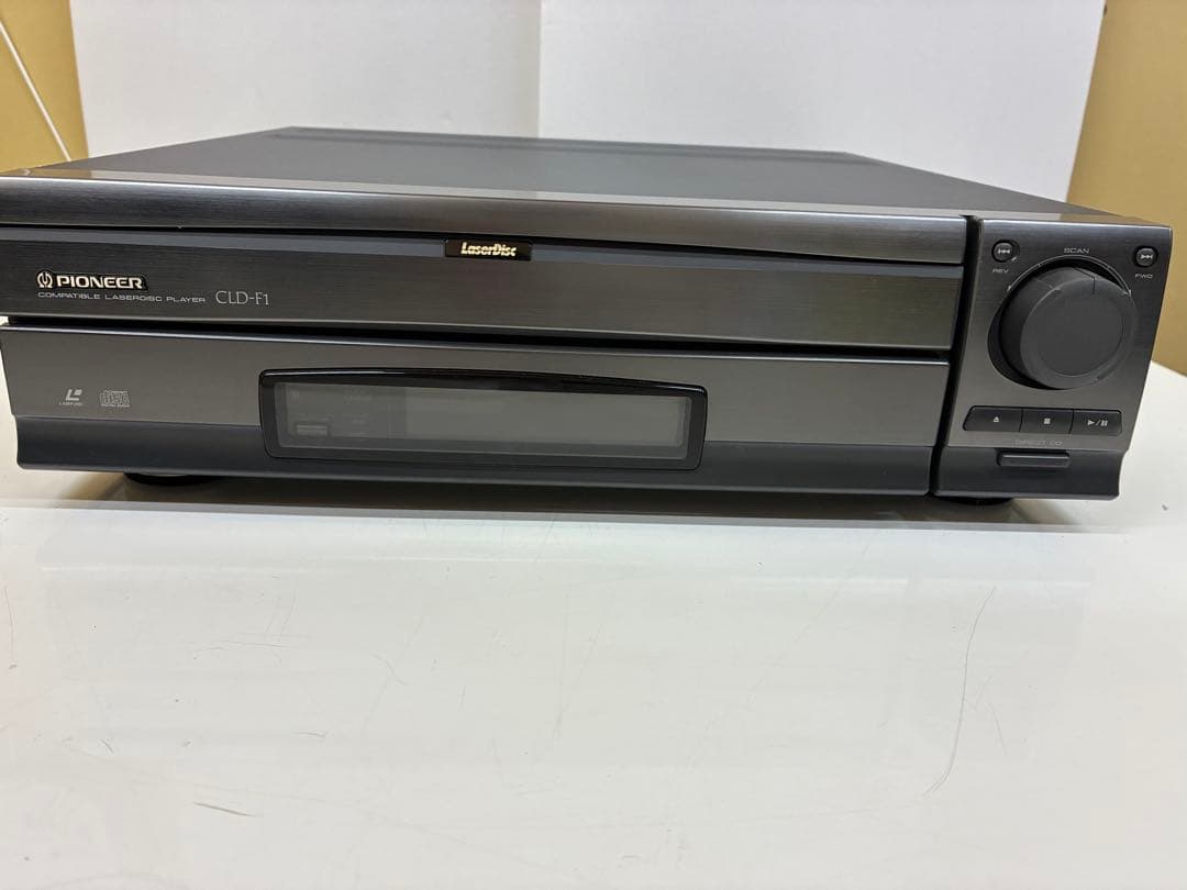 【稀有な逸品】CLD-F1 レーザーディスクプレーヤー0407