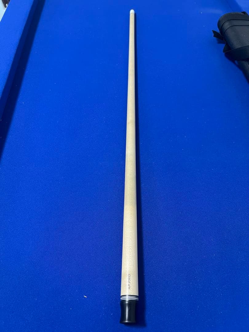 ビリヤードキュー 木製　シャフトのみ