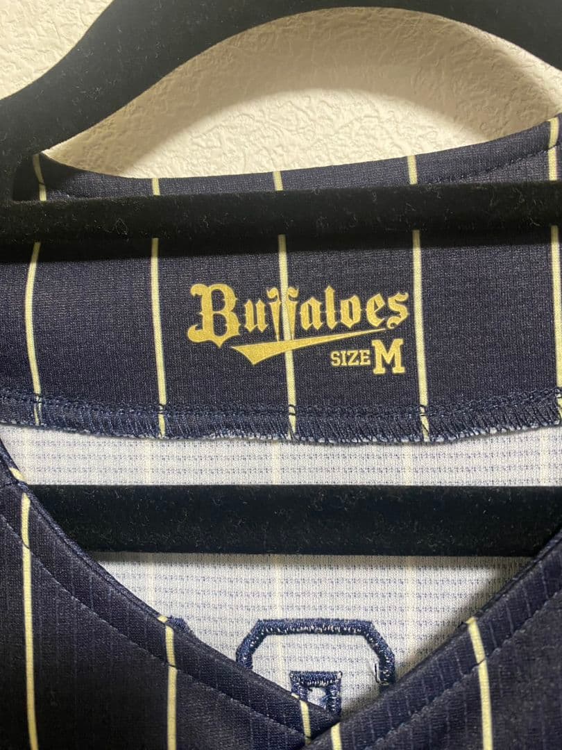 バッファローズ 廣岡 30 ユニフォーム