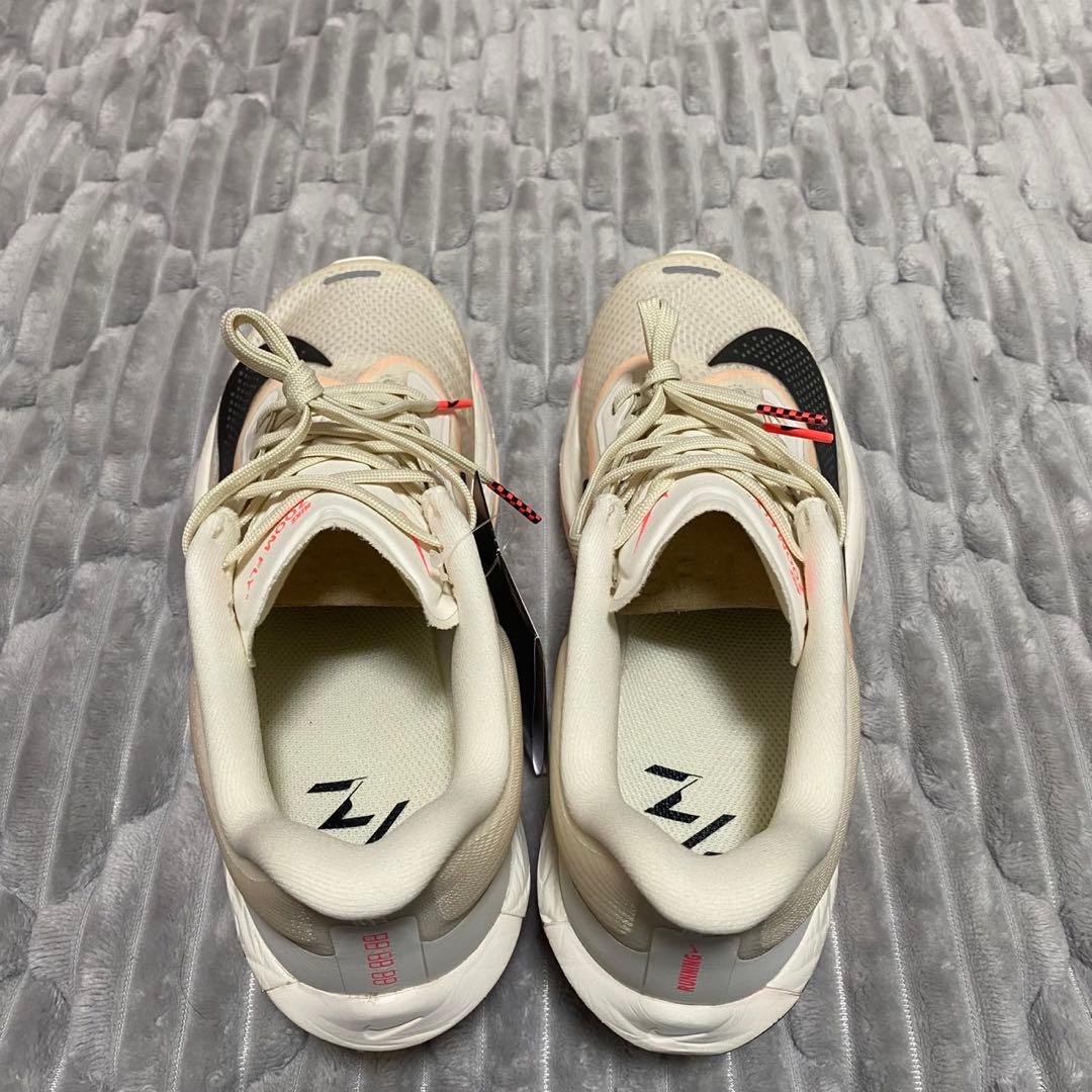 新品 ナイキ ズームフライ 6 23.5㎝