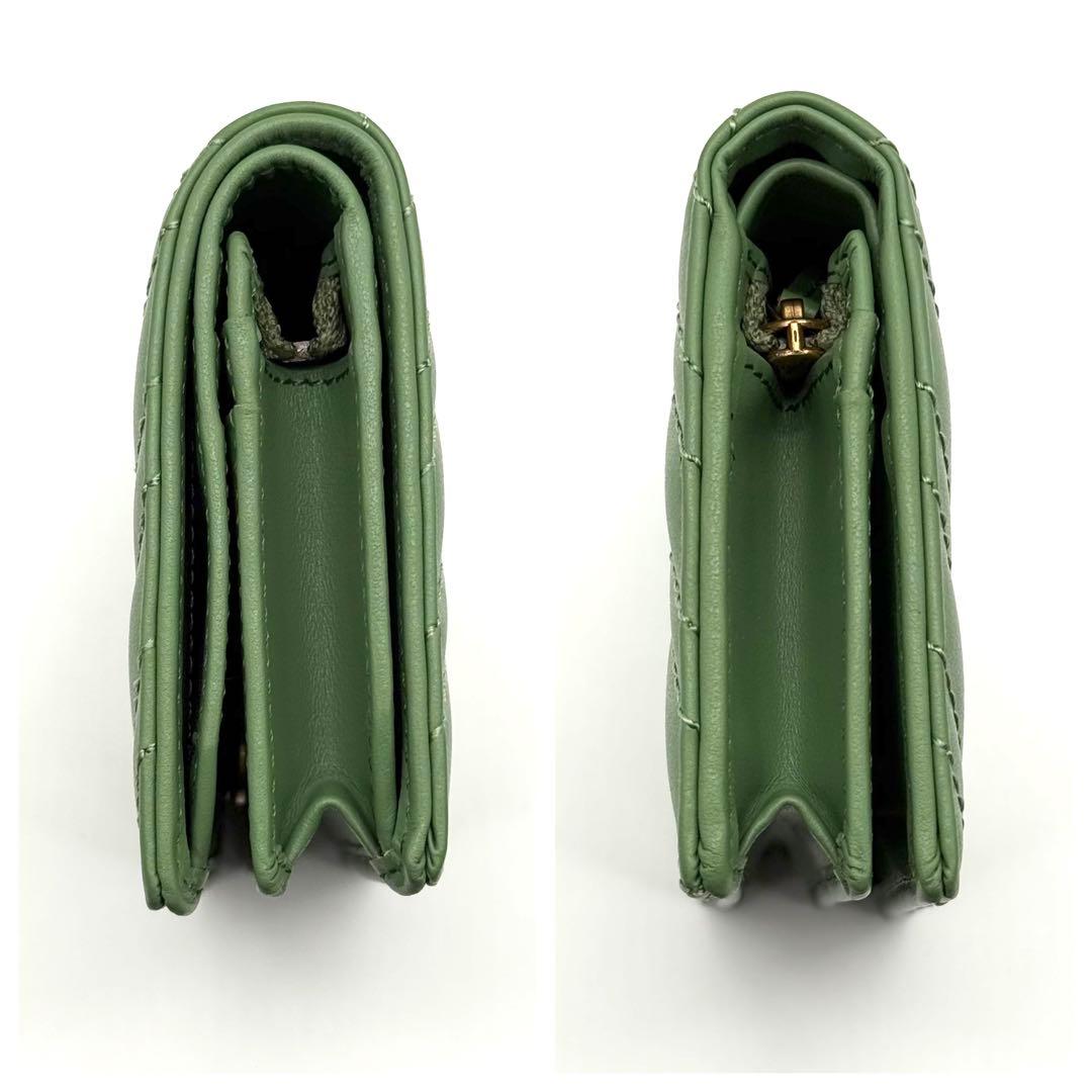 新品✨ GUCCI グッチ GGマーモント レザー 二つ折り 財布 キルティング